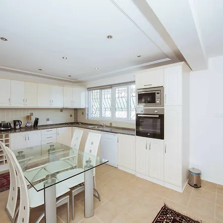 Villa Infinity Yaniklar *